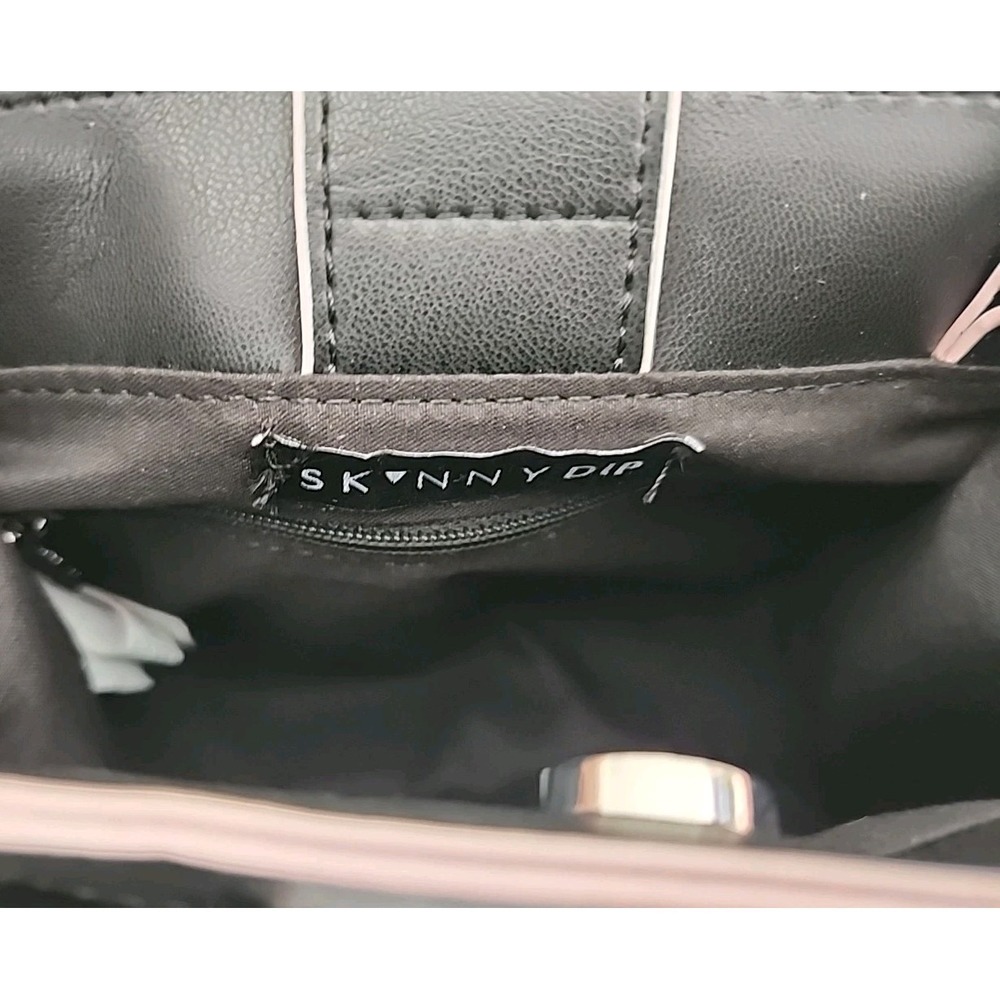 New Skinnydip London Disney x 101 Dalmatians Mini Satchel Crossbody Bag Blk/Pink - Picture 9 of 13